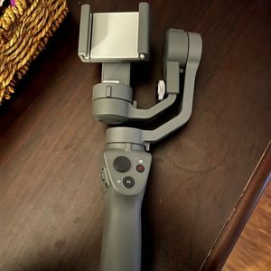 DJI Osmo Mobile 2